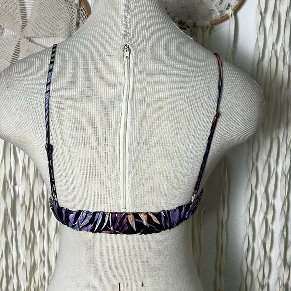 Royalty by Maluma NWT Printed Plunge Triangle Bralette Size Small - Picture 5 of 14